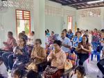 ร่วมทำบุญตักบาตรข้าวสารอาหารแห้งแด่พระสงฆ์ 5 รูป เพื่อเป็นคว
